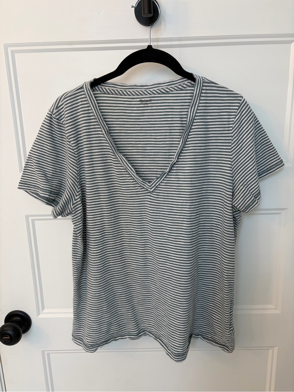 Madewell Green and White Striped V‑Neck Short Sleeve Tee